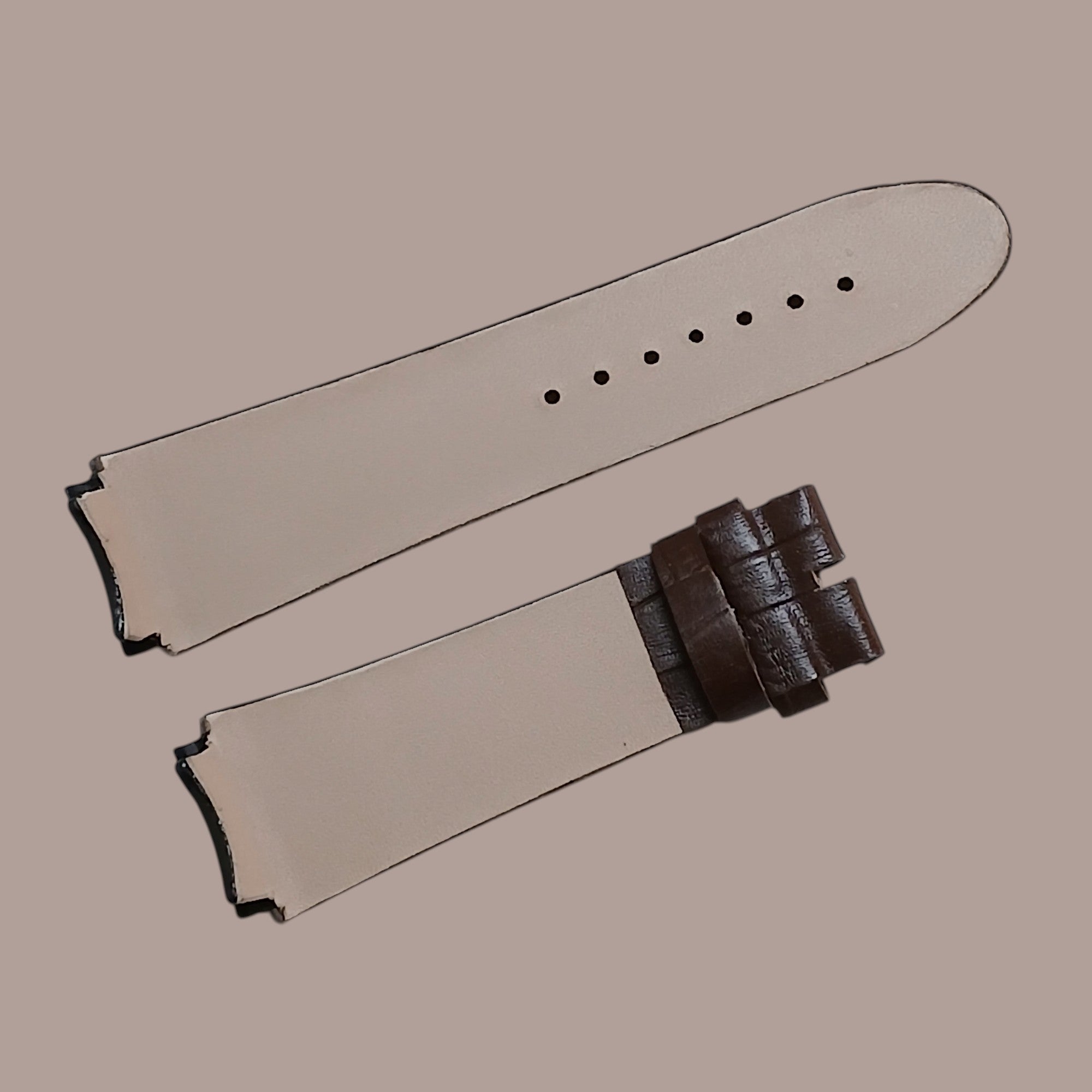 Guess W0040G10 Modeline Uyumlu El Yapımı Kahverengi Deri Erkek Kol Saati Kayışı