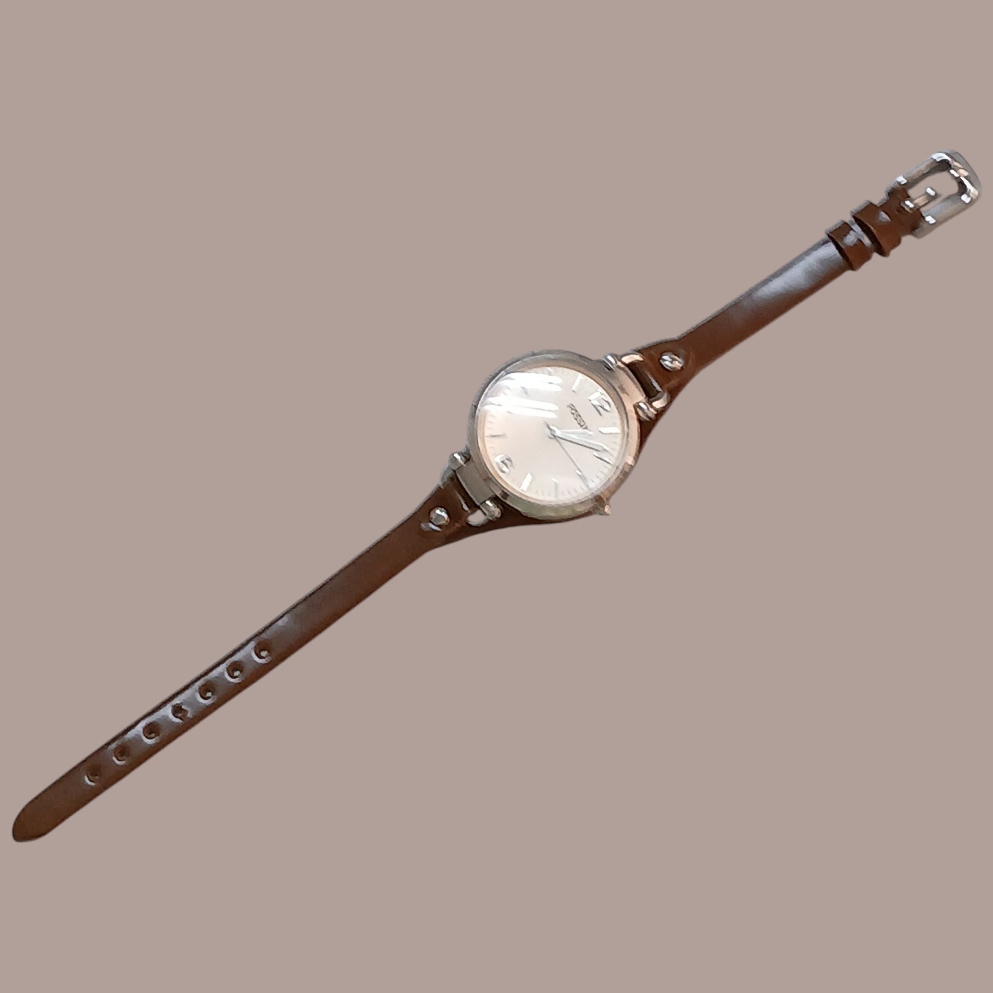 Fossil ES2830 kahverengi deri saat kordonu